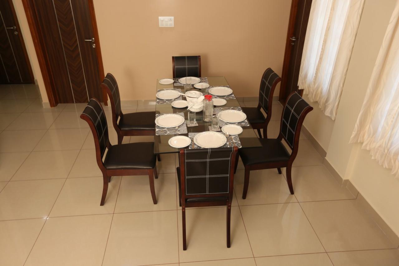 Benaka Suites 벵갈루루 외부 사진